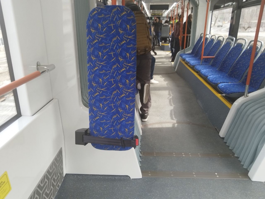 Саратовцам показали новые трехсекционные трамваи «Витязь-М» на маршруте №3