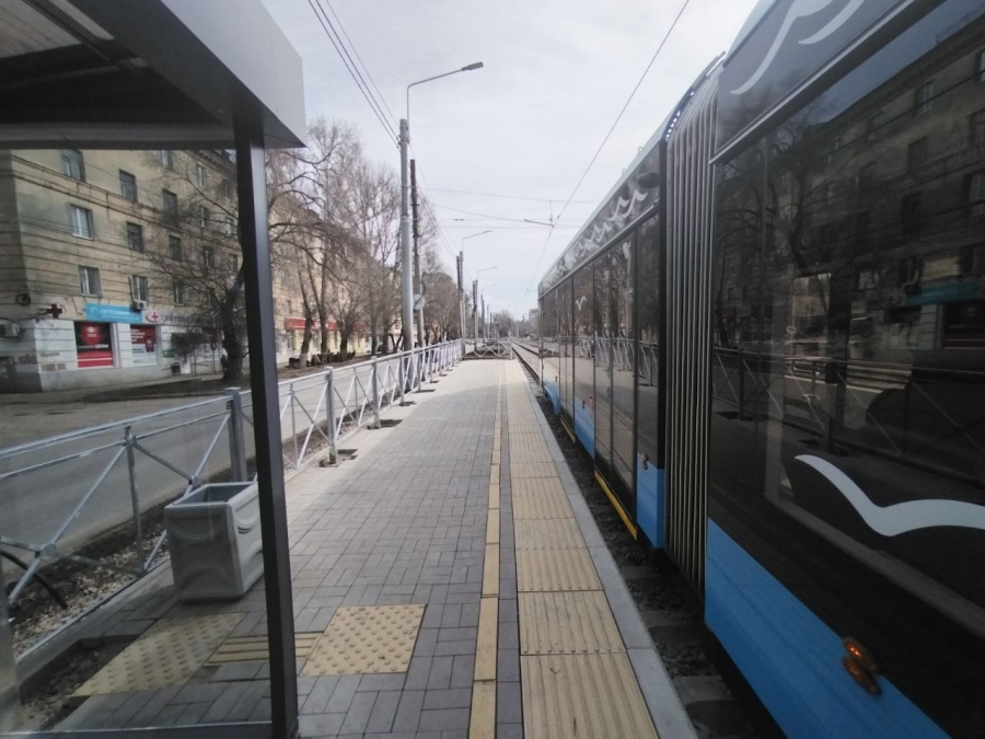 Саратовцам показали новые трехсекционные трамваи «Витязь-М» на маршруте №3