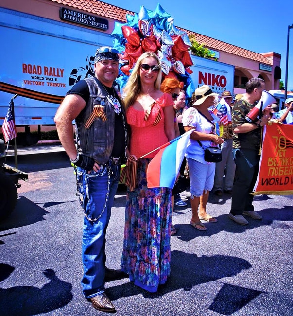 Экс-чиновник из Саратова проехал по дорогам США в честь 70-летия Победы в ВОВ