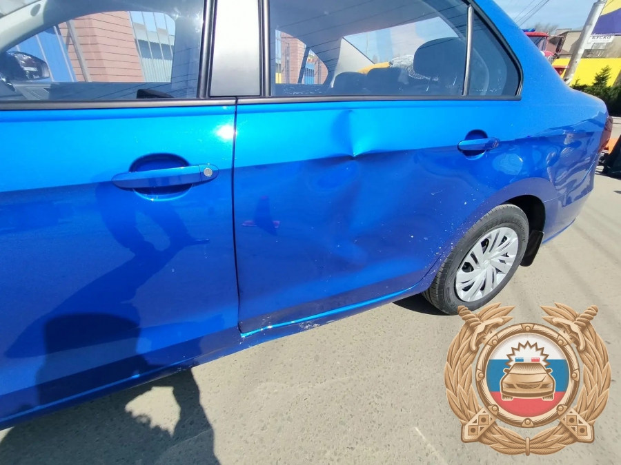 В Марксе водитель электроскутера попал в больницу после ДТП с «Фольксвагеном»