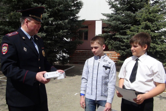 Школьники устроили за преступником погоню на велосипедах