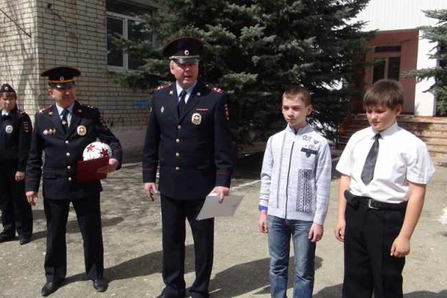 Школьники устроили за преступником погоню на велосипедах