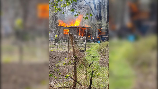 Четыре дома сгорели из-за пьяных рыбаков