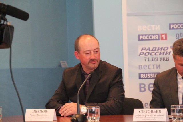 Ирландец научил российских пахарей налаживать плуги