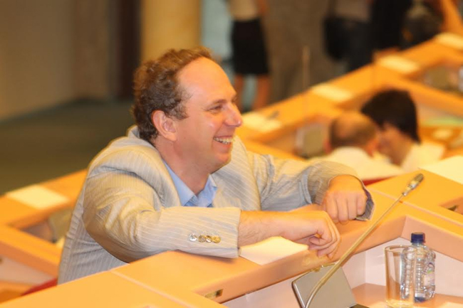 Грищенко об обращении за помощью к бизнесу: «Синичкин попросил уже»