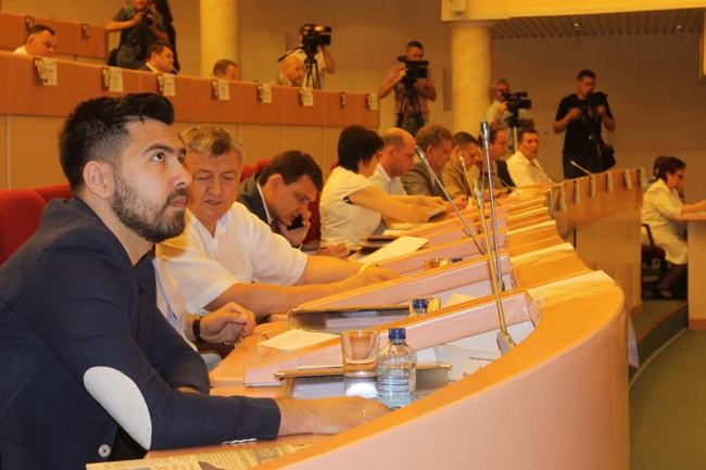 Грищенко об обращении за помощью к бизнесу: «Синичкин попросил уже»