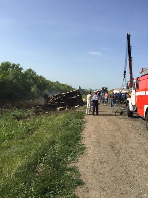 Водитель грузовика сгорел в результате массового ДТП под Красноармейском