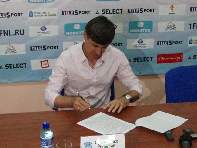 Галкин сообщил о переговорах «Сокола» с десятком футболистов