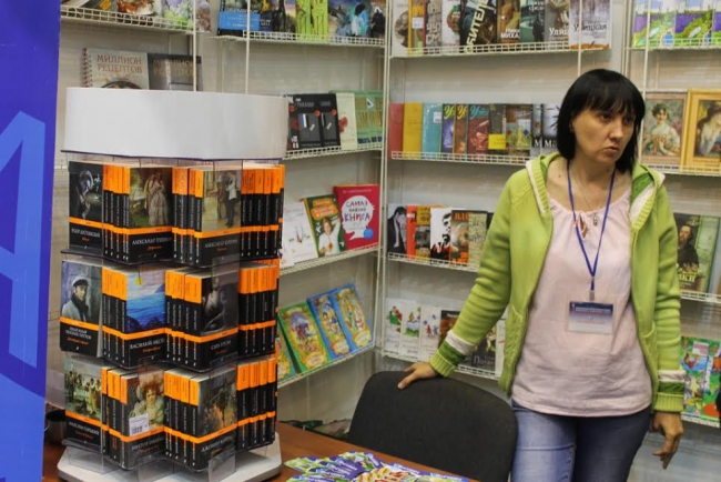 На «Волжской волне» представили книги XIX века