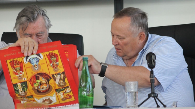 Проханов обвинил журналиста в «богохульстве» за вопрос про икону со Сталиным