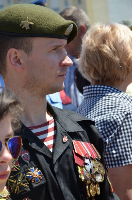 В Юбилейном открыли памятник Герою России Николаю Исаеву