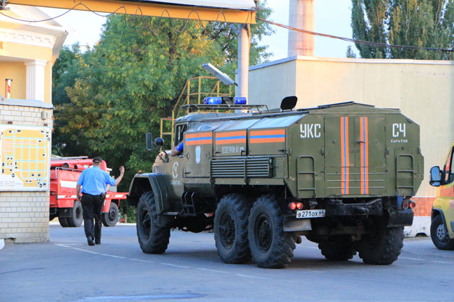 Глава ГУ МЧС Качев о возгорании на НПЗ: «Никакой опасности для людей не было»