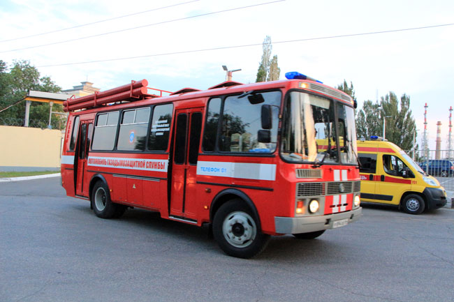 Глава ГУ МЧС Качев о возгорании на НПЗ: «Никакой опасности для людей не было»