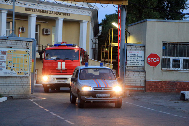 Глава ГУ МЧС Качев о возгорании на НПЗ: «Никакой опасности для людей не было»