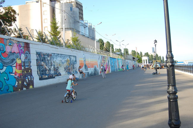 В Саратове завершился фестиваль граффити «Волжская волна»