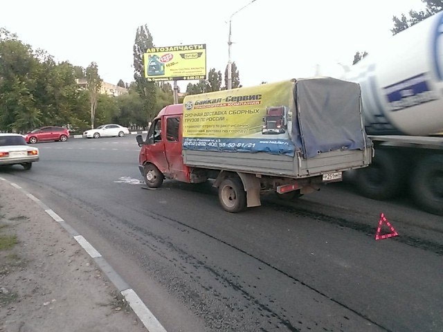 В ДТП на Тархова пострадали два человека