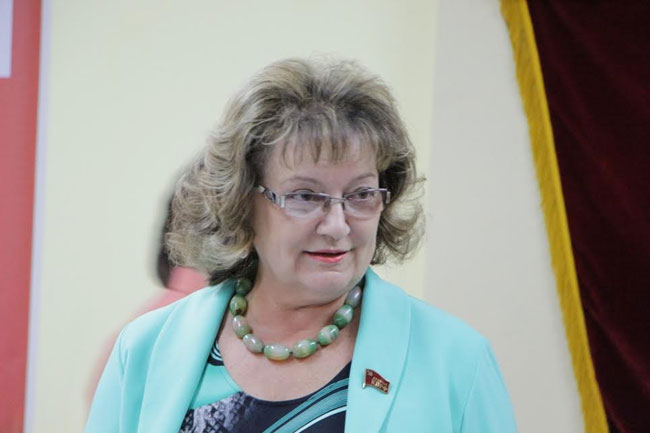 КПРФ предложила на флаге коррупции поместить портрет Сердюкова