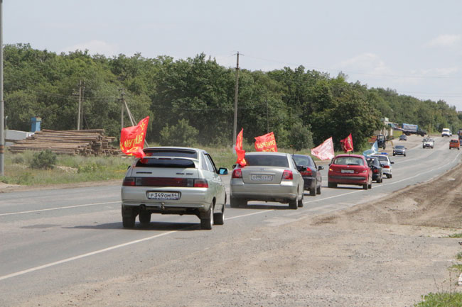 В Саратов приехали участники автопробега «От моря к морю»
