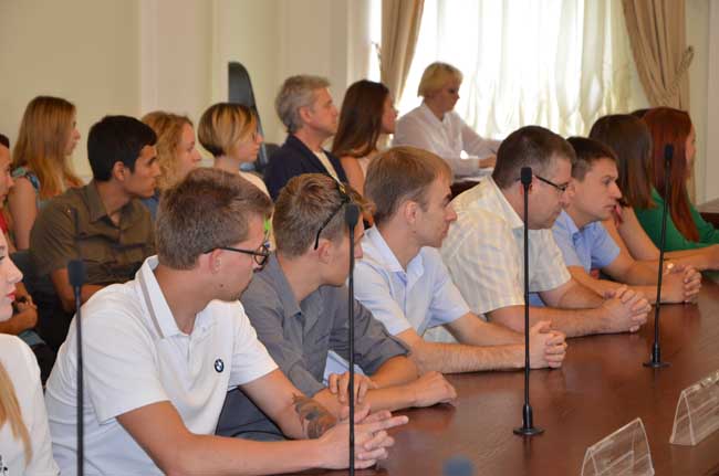 В Саратове наградили организаторов «Волжской волны»