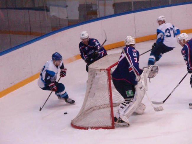 «Кристалл» обыграл по буллитам ЦСК ВВС