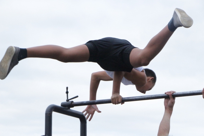 Саратовцы отмечают День трезвости плясками под народные песни