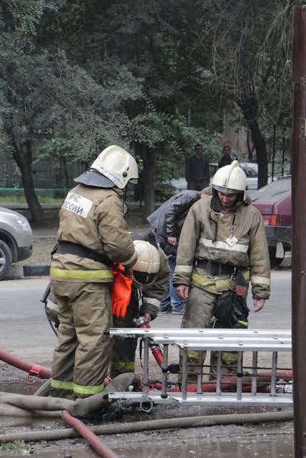 Сообщается о погибшем на пожаре в центре Саратова