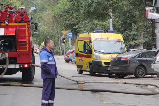 Сообщается о погибшем на пожаре в центре Саратова