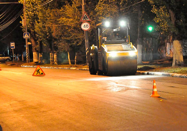 Грищенко призвал не форсировать ремонт дорог: Они должны прослужить долго