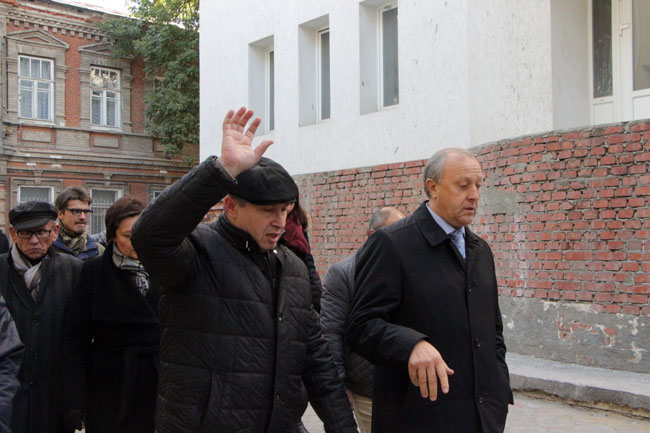 Губернатор ждет от худрука ТЮЗа замечаний по реконструкции