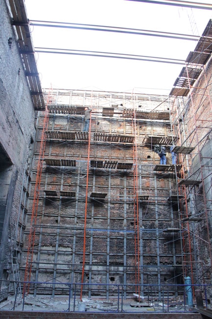 Губернатор ждет от худрука ТЮЗа замечаний по реконструкции