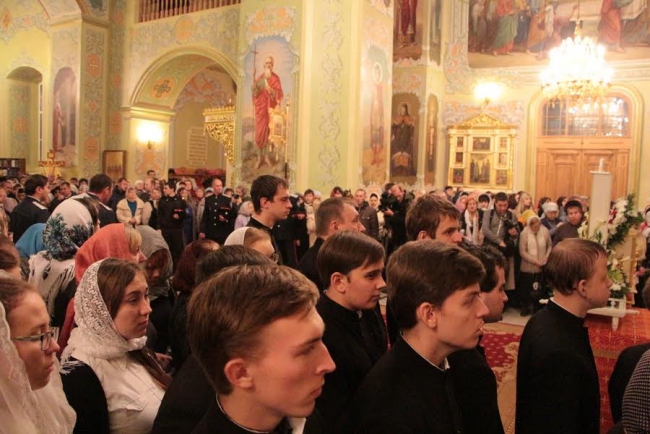 В Саратов привезли Феодоровскую икону Божией Матери