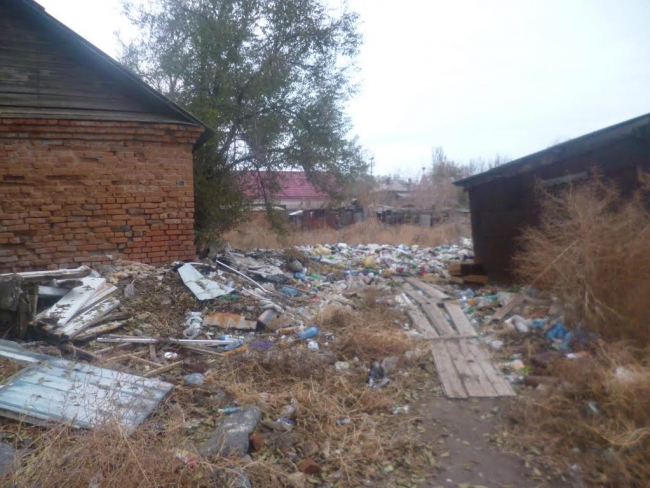 Жители Новоузенска страдают от зловония