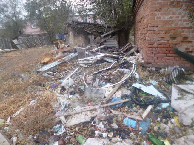 Жители Новоузенска страдают от зловония