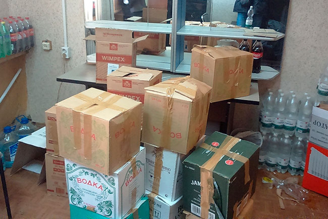 В Ленинском районе изъяли 120 литров крепкого алкоголя