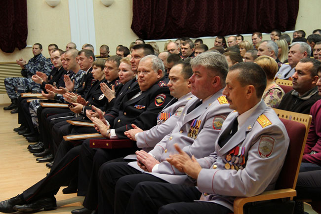 Радаев и Аренин поблагодарили саратовских полицейских за службу