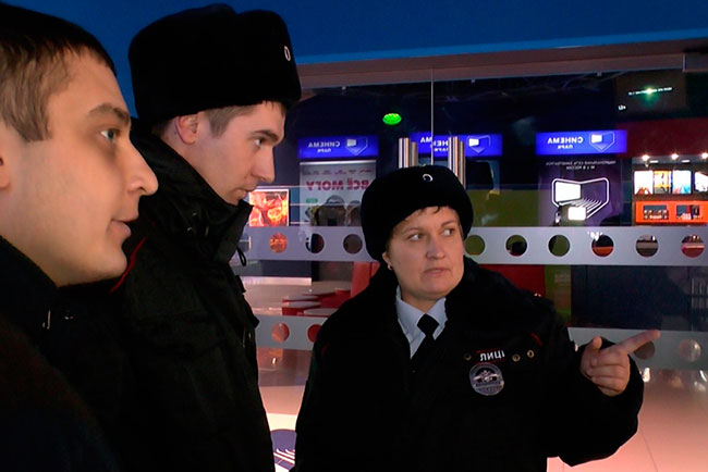 Полиция и общественники ищут по Саратову прогульщиков занятий в школах