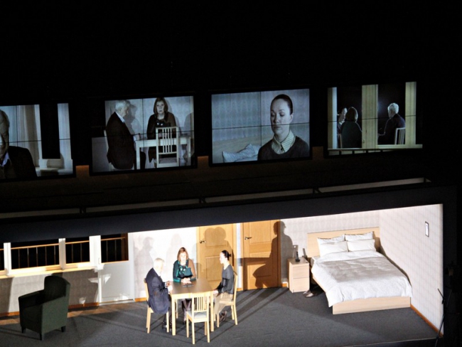 Олег Табаков показал саратовцам «Юбилей ювелира»