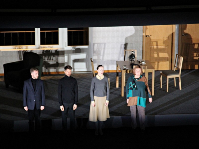 Олег Табаков показал саратовцам «Юбилей ювелира»