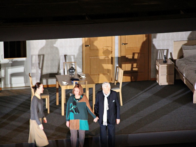 Олег Табаков показал саратовцам «Юбилей ювелира»