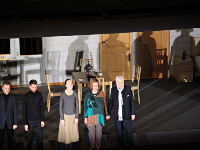 Олег Табаков показал саратовцам «Юбилей ювелира»