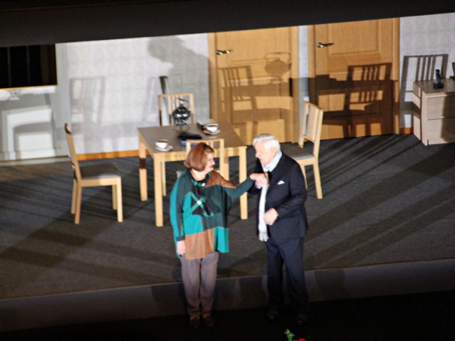 Олег Табаков показал саратовцам «Юбилей ювелира»