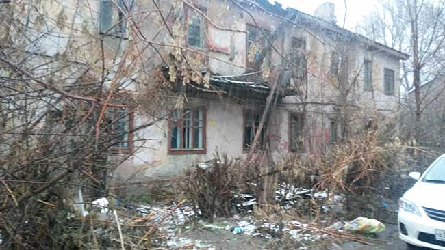 Омбудсмену Журик пожаловались на бардак во дворах Заводского района