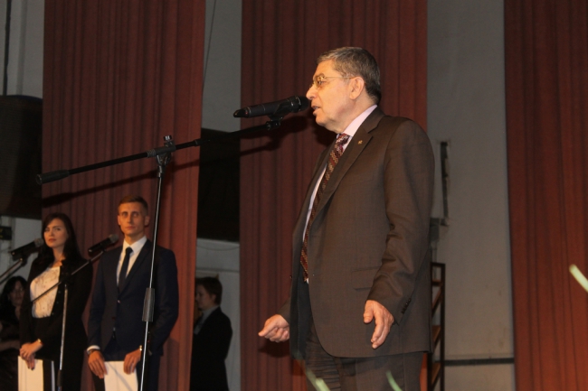 В Саратов приехала ведущая Первого канала Арина Шарапова