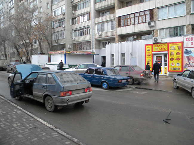 Мост через Глебучев овраг стоит в пробке из-за ДТП