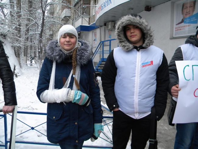 Активисты МГЕР убедили председателя ТСЖ в опасности деревьев