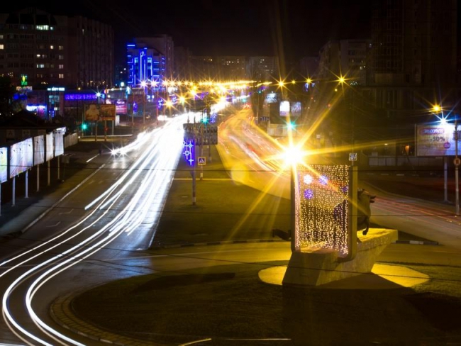 Энгельс украсила новогодняя иллюминация