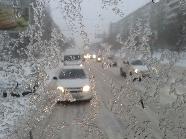 Саратов встал в 9-балльных пробках