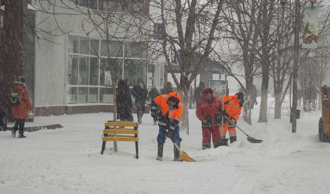 Райадминистрация отчиталась об очистке от снега проспекта Кирова