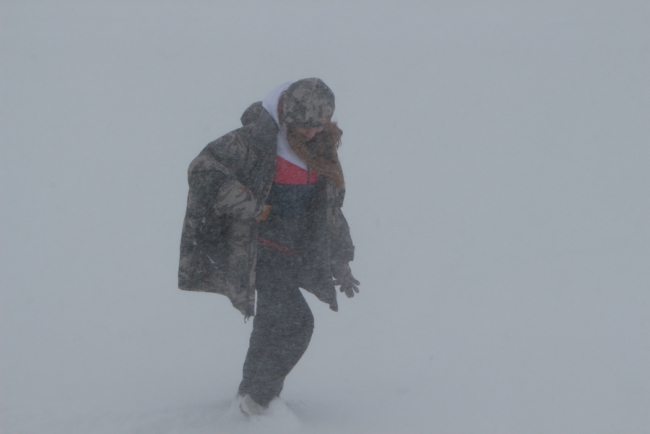 Инспекторы вместо браконьеров нашли на Волге брошеный мотоцикл