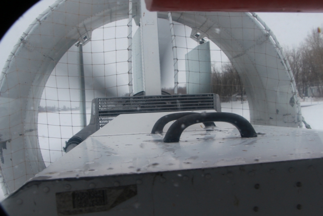 Инспекторы вместо браконьеров нашли на Волге брошеный мотоцикл